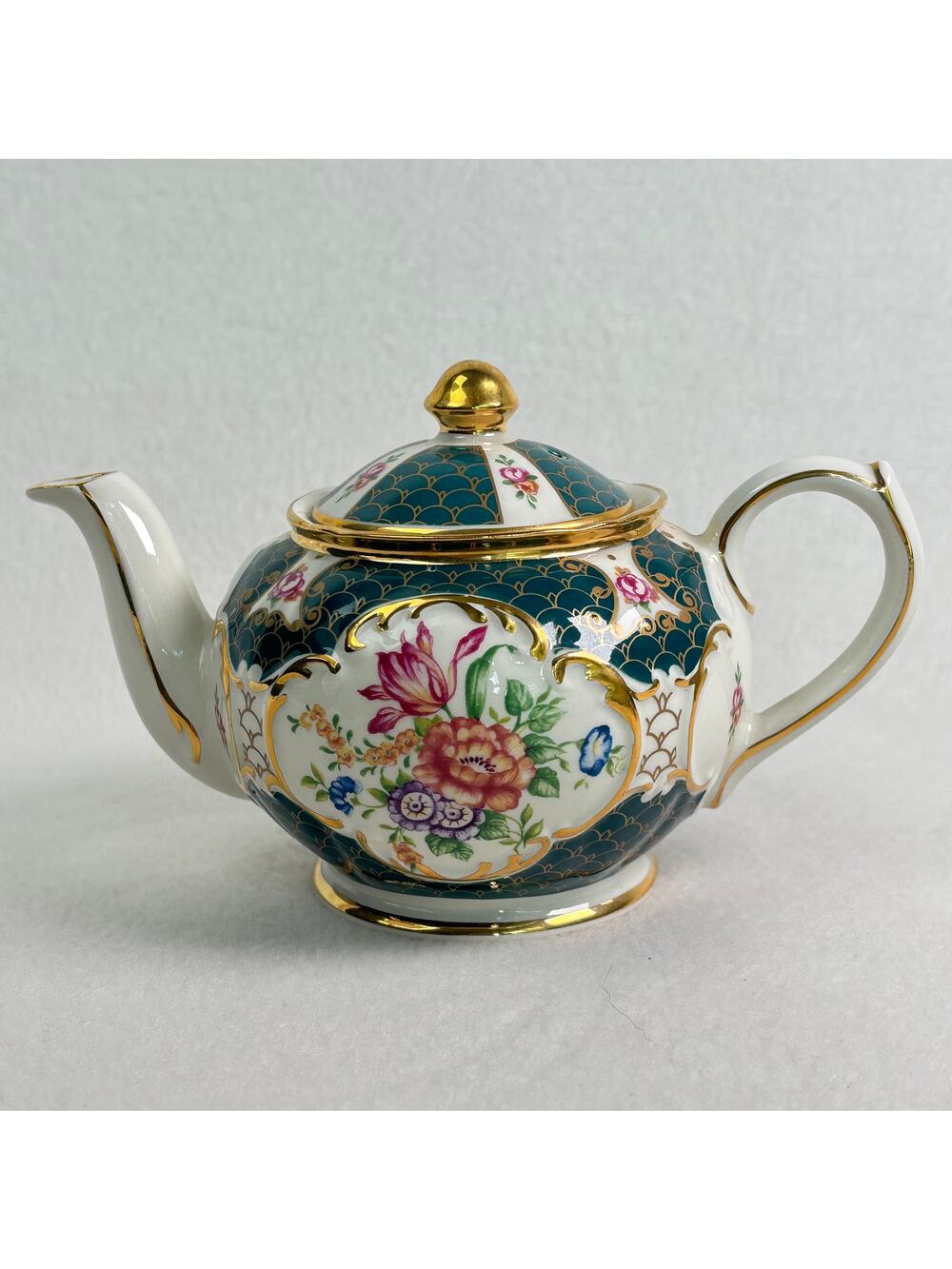 Sadler Imperial Heirloom Collection Floral Gold Trimmed One Cup Mini Teapot 4735
